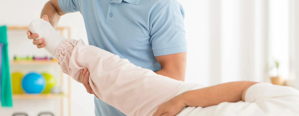 Post-Surgical Hip Rehabilitation: A Physical Therapist’s Guide